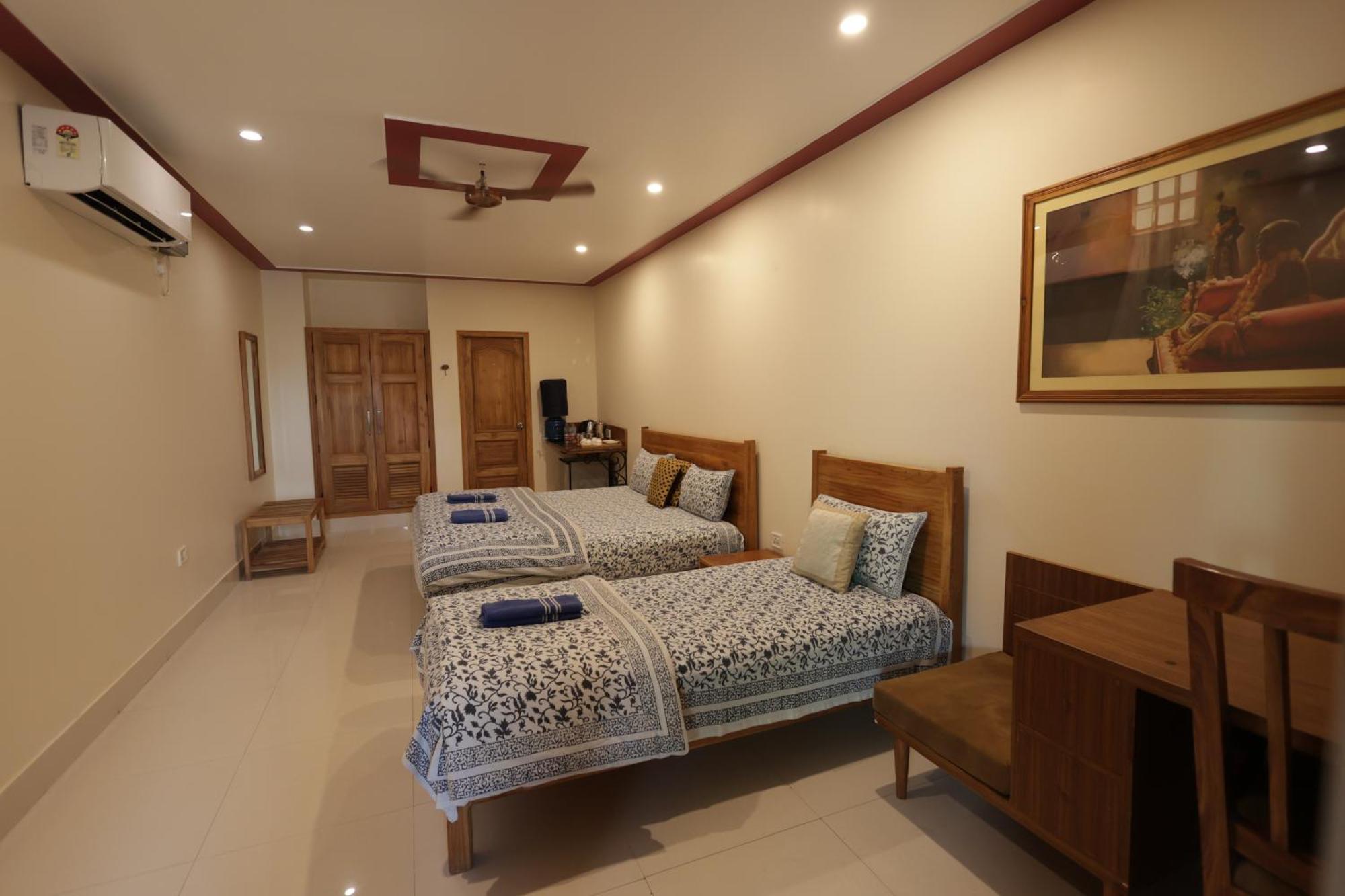 Mvt Guesthouse & Restaurant Vrindāvan Exteriér fotografie