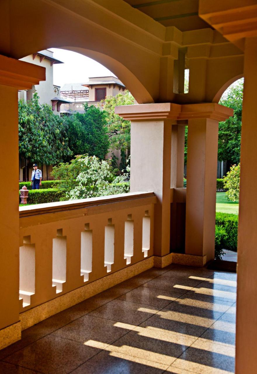 Mvt Guesthouse & Restaurant Vrindāvan Exteriér fotografie